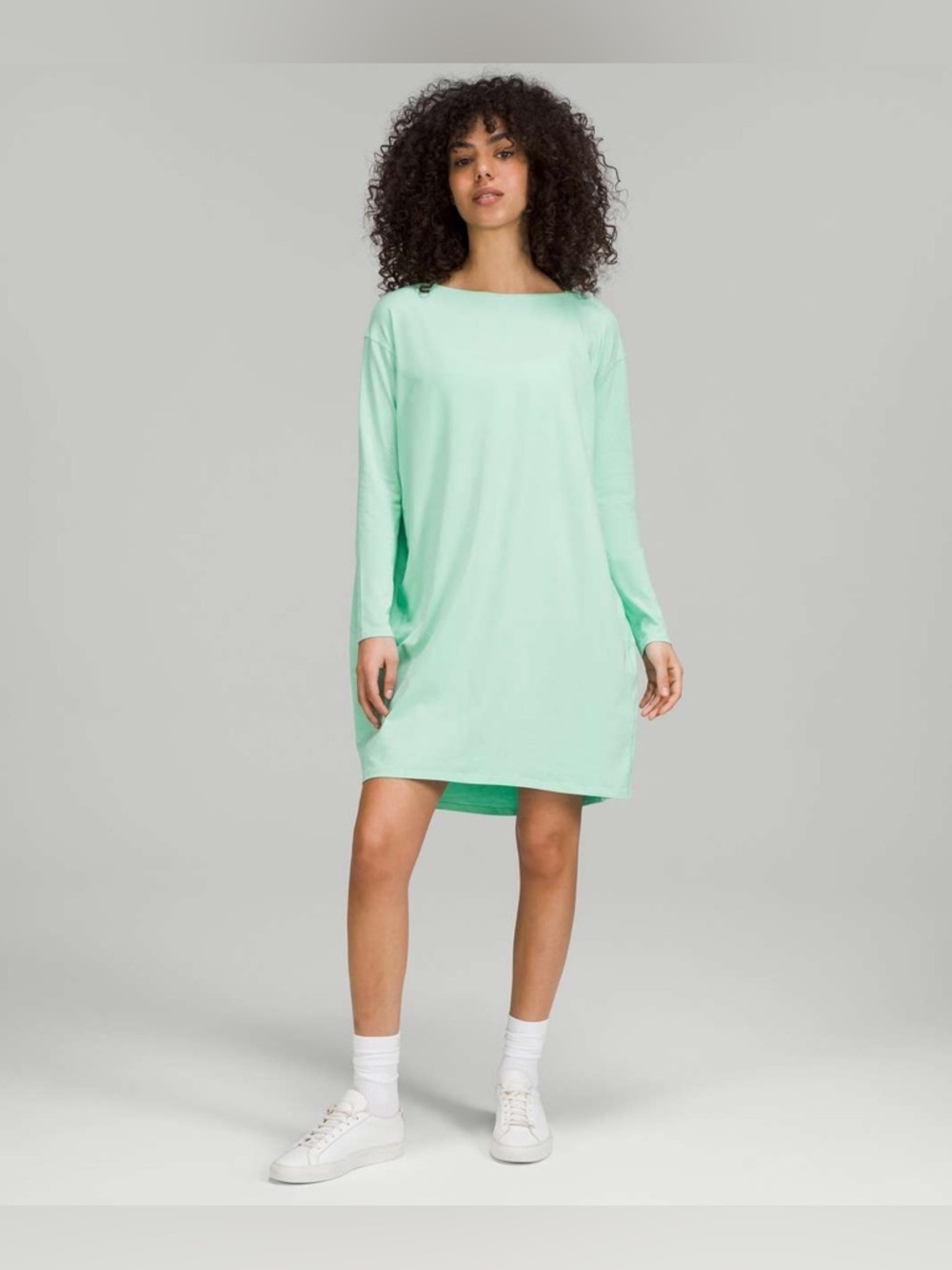 Lululemon Back in Action Long Sleeve Dress- Wild Mint- Size 8